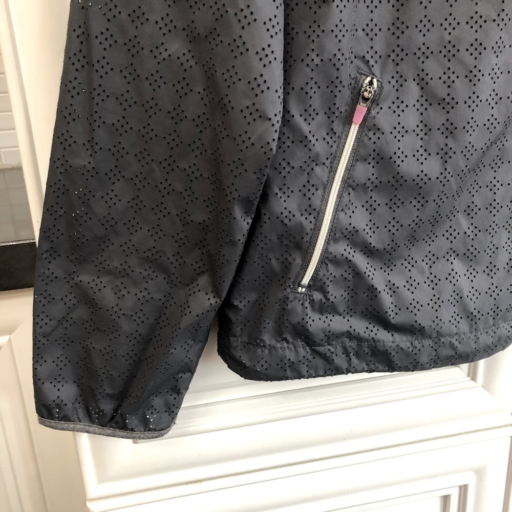 EUC Roots women’s windbreaker - Picture 3 of 11